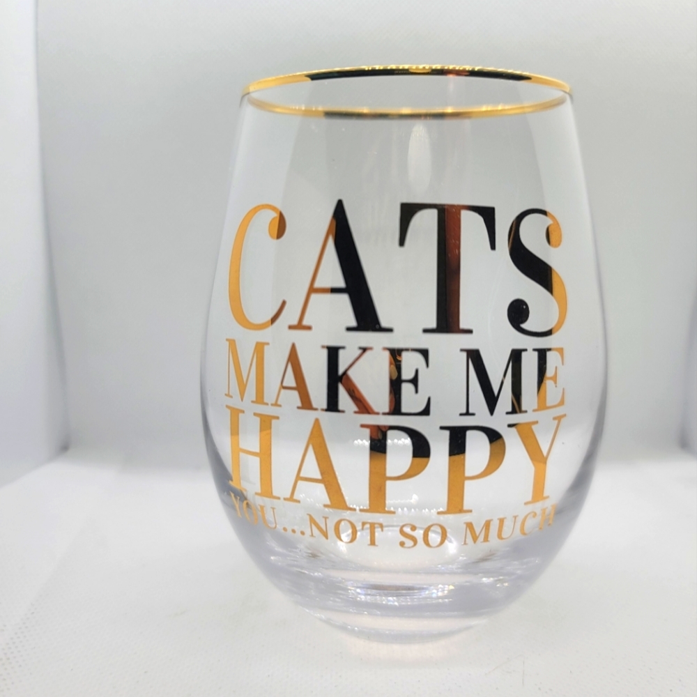 Wine glass, gold rim